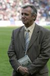 Eindhoven, 20 Oktober 2006 
Kompetitiewedstrijd PSV-Roda JC Seizoen 2006/2007
Eindstand 4-1
Willy v d Kuylen overhandigt het boek over Coen dillen aan de weduwe. In het midden voorzitter Frits Schuitema