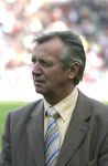 Eindhoven, 20 Oktober 2006 
Kompetitiewedstrijd PSV-Roda JC Seizoen 2006/2007
Eindstand 4-1
Willy v d Kuylen overhandigt het boek over Coen dillen aan de weduwe. 