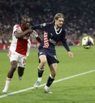 Amsterdam, 2 Mei 2026
Kompetitiewedstrijd AJAX-PSV, eindstand 2-2
Yarek Gasiorowski en Jorthy Mokio