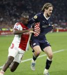 Amsterdam, 2 Mei 2026
Kompetitiewedstrijd AJAX-PSV, eindstand 2-2
Yarek Gasiorowski en Jorthy Mokio
