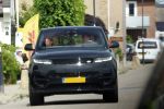 Vinkeveen 6 juni 206
Yves Berendse en zijn vriendin vertrekken vanaf zijn huis . Haar auto staat nog op de oprit 