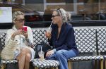 Amsterdam 30 juli 2026
Annekee Molenaar met haar moeder op terras bij joe and the juice 