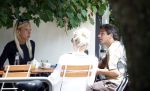 Amsterdam 3 juli 2026
Annekee Molenaar met haar moeder op een terras in Amsterdam zuid. Mark Baanders laat haar lachen 
