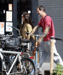 Amsterdam 29 mei 2026
Arie Boomsma en zijn vrouw Romy Boomsma samen op terras bij de coffee company in Amsterdam zuid