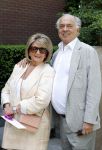 Blaricum / Amstelveen 28 mei 2026
Oger Lusink en zijn vrouw Ellen trouwen in het gemeentehuis van Blaricum en daarna hebben ze een lunch bij restaurant Aan de Poel . Benno Leeser en zijn vrouw Kitty Leeser