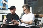 Amsterdam 29 mei 2026
Boris Dittrich en Jehoshua Rozenman op terras bij de coffee company 
