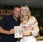 Den Haag 10 juli 2026
Boekpresentatie Estevana Polman bij boekenwinkel Paagman . Eva Jinek interviewt haar . Estevana Polman en partner Rafael v d Vaart