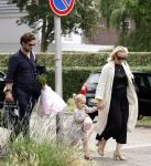 Noordwijk 5 juli 2026
Eva Jinek en haar man Dexter v d Voorn gaan met hun kinderen op bezoek bij vrienden in Noordwijk 