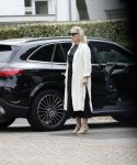 Noordwijk 5 juli 2026
Eva Jinek en haar man Dexter v d Voorn gaan met hun kinderen op bezoek bij vrienden in Noordwijk 