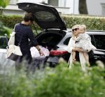 Noordwijk 5 juli 2026
Eva Jinek en haar man Dexter v d Voorn gaan met hun kinderen op bezoek bij vrienden in Noordwijk 