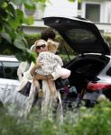 Noordwijk 5 juli 2026
Eva Jinek en haar man Dexter v d Voorn gaan met hun kinderen op bezoek bij vrienden in Noordwijk 