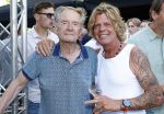Lijnden 1 juli 2026
Feestje van een fish named Fred die geld ophalen voor make a wish.. Hans Dulfer en Toni Peroni