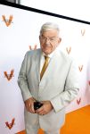 Leiden 11 juli 2026
De laatste voorstelling de soldaat van Oranje in de Hangar. jan v Zanen kwam met een vriendin