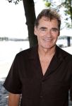 Rotterdam 1 juli 2026
Presentatie de pianoman van Jeroen v d Boom . Gastoptredens zijn er van Mart Hoogkamer Glennis Grace Waylon Luuk v d Boom Kimberly Fransens en Sezina Kelsey