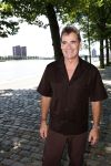 Rotterdam 1 juli 2026
Presentatie de pianoman van Jeroen v d Boom . Gastoptredens zijn er van Mart Hoogkamer Glennis Grace Waylon Luuk v d Boom Kimberly Fransens en Sezina Kelsey