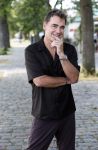 Rotterdam 1 juli 2026
Presentatie de pianoman van Jeroen v d Boom . Gastoptredens zijn er van Mart Hoogkamer Glennis Grace Waylon Luuk v d Boom Kimberly Fransens en Sezina Kelsey