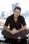 Rotterdam 1 juli 2026
Presentatie de pianoman van Jeroen v d Boom . Gastoptredens zijn er van Mart Hoogkamer Glennis Grace Waylon Luuk v d Boom Kimberly Fransens en Sezina Kelsey