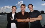Rotterdam 1 juli 2026
Presentatie de pianoman van Jeroen v d Boom . Gastoptredens zijn er van Mart Hoogkamer Glennis Grace Waylon Luuk v d Boom Kimberly Fransens en Sezina Kelsey. Jeroen v d Boom Daan v d Boom en Luuk v d Boom