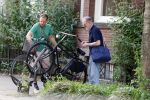 Amsterdam 29 mei 2026
Joep Onderdelinden met partner Hans op de fiets in Amsterdam zuid .