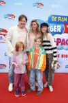 Amsterdam 31 mei 2026
Premiere Rutger Thomas en Paco 2 in Pathe Arena . Johnny de Mol kwam met zijn vrouw Anouk de Mol en hun kinderen Johnny jr Fender en Kiki 
