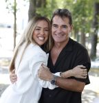 Rotterdam 1 juli 2026
Presentatie de pianoman van Jeroen v d Boom . Gastoptredens zijn er van Mart Hoogkamer Glennis Grace Waylon Luuk v d Boom Kimberly Fransens en Sezina Kelsey