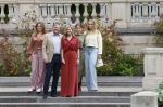 Den Haag 21 mei 2026
Fotouurtje met de koninklijke familie in de Hollandse tuin van Park Clingendael . Aanwezig Koning Willem Alexander Koningin Maxima Prinses Amalia Prinses Alexia en Prinses Ariane . 
