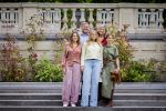 Den Haag 21 mei 2026
Fotouurtje met de koninklijke familie in de Hollandse tuin van Park Clingendael . Aanwezig Koning Willem Alexander Koningin Maxima Prinses Amalia Prinses Alexia en Prinses Ariane . 