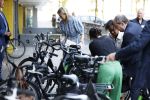 Amsterdam 9 juli 2027
Koningin Maxima op bezoek in de Bijlmer . Ze gaat ook met de fiets naar de andere locatie.