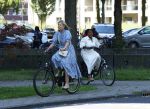 Amsterdam 9 juli 2027
Koningin Maxima op bezoek in de Bijlmer . Ze gaat ook met de fiets naar de andere locatie.