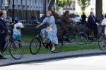 Amsterdam 9 juli 2027
Koningin Maxima op bezoek in de Bijlmer . Ze gaat ook met de fiets naar de andere locatie.