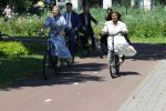 Amsterdam 9 juli 2027
Koningin Maxima op bezoek in de Bijlmer . Ze gaat ook met de fiets naar de andere locatie.