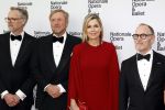 Amsterdam 2 juli 2026
Zijne Majesteit de Koning Willem Alexander en Hare Majesteit Koningin Maxima zijn aanwezig bij het gala van het Nationale Ballet ter ere van het afscheid van directeur Ted Brandsen. OOk burgemeester Femke Halsema en Commisaris v d Koningin Arthur v Dijk zijn aanwezig . Jessica Durlacher 