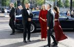 Amsterdam 2 juli 2026
Zijne Majesteit de Koning Willem Alexander en Hare Majesteit Koningin Maxima zijn aanwezig bij het gala van het Nationale Ballet ter ere van het afscheid van directeur Ted Brandsen. OOk burgemeester Femke Halsema en Commisaris v d Koningin Arthur v Dijk zijn aanwezig . Jessica Durlacher 