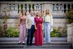 Den Haag 21 mei 2026
Fotouurtje met de koninklijke familie in de Hollandse tuin van Park Clingendael . Aanwezig Koning Willem Alexander Koningin Maxima Prinses Amalia Prinses Alexia en Prinses Ariane . 