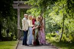 Den Haag 21 mei 2026
Fotouurtje met de koninklijke familie in de Hollandse tuin van Park Clingendael . Aanwezig Koning Willem Alexander Koningin Maxima Prinses Amalia Prinses Alexia en Prinses Ariane . 