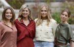 Den Haag 21 mei 2026
Fotouurtje met de koninklijke familie in de Hollandse tuin van Park Clingendael . Aanwezig Koning Willem Alexander Koningin Maxima Prinses Amalia Prinses Alexia en Prinses Ariane . 