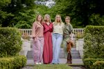 Den Haag 21 mei 2026
Fotouurtje met de koninklijke familie in de Hollandse tuin van Park Clingendael . Aanwezig Koning Willem Alexander Koningin Maxima Prinses Amalia Prinses Alexia en Prinses Ariane . 