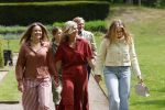 Den Haag 21 mei 2026
Fotouurtje met de koninklijke familie in de Hollandse tuin van Park Clingendael . Aanwezig Koning Willem Alexander Koningin Maxima Prinses Amalia Prinses Alexia en Prinses Ariane . 