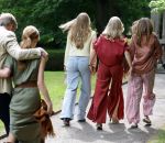 Den Haag 21 mei 2026
Fotouurtje met de koninklijke familie in de Hollandse tuin van Park Clingendael . Aanwezig Koning Willem Alexander Koningin Maxima Prinses Amalia Prinses Alexia en Prinses Ariane . 