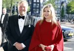 Amsterdam 2 juli 2026
Zijne Majesteit de Koning Willem Alexander en Hare Majesteit Koningin Maxima zijn aanwezig bij het gala van het Nationale Ballet ter ere van het afscheid van directeur Ted Brandsen. OOk burgemeester Femke Halsema en Commisaris v d Koningin Arthur v Dijk zijn aanwezig . Jessica Durlacher 