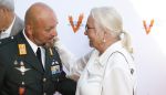 Leiden 11 juli 2026
De laatste voorstelling de soldaat van Oranje in de Hangar. Marco Kroon met zijn vrouw 
