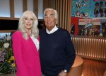 Hilversum 15 mei 2026
Marga Bult Rita v Rooij Margot v d Ven en Gemma v Eck van damesgroep Babe bij omroep Max op het mediapark . Marga Bult en partner Ludo Voeten 