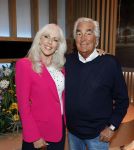 Hilversum 15 mei 2026
Marga Bult Rita v Rooij Margot v d Ven en Gemma v Eck van damesgroep Babe bij omroep Max op het mediapark . Marga Bult en partner Ludo Voeten 