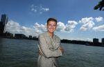 Rotterdam 1 juli 2026
Presentatie de pianoman van Jeroen v d Boom . Gastoptredens zijn er van Mart Hoogkamer Glennis Grace Waylon Luuk v d Boom Kimberly Fransens en Sezina Kelsey