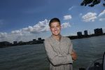 Rotterdam 1 juli 2026
Presentatie de pianoman van Jeroen v d Boom . Gastoptredens zijn er van Mart Hoogkamer Glennis Grace Waylon Luuk v d Boom Kimberly Fransens en Sezina Kelsey