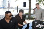 Rotterdam 1 juli 2026
Presentatie de pianoman van Jeroen v d Boom . Gastoptredens zijn er van Mart Hoogkamer Glennis Grace Waylon Luuk v d Boom Kimberly Fransens en Sezina Kelsey