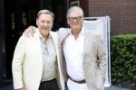 Blaricum / Amstelveen 28 mei 2026
Oger Lusink en zijn vrouw Ellen trouwen in het gemeentehuis van Blaricum en daarna hebben ze een lunch bij restaurant Aan de Poel . Oos Kesbeke Leo v Vliet 