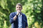 Amsterdam 29 mei 2026
Prins Maurits opent het golftournooi in het Vondelpark met een mooie afslag .