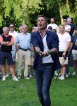 Amsterdam 29 mei 2026
Prins Maurits opent het golftournooi in het Vondelpark met een mooie afslag .