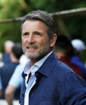 Amsterdam 29 mei 2026
Prins Maurits opent het golftournooi in het Vondelpark met een mooie afslag .